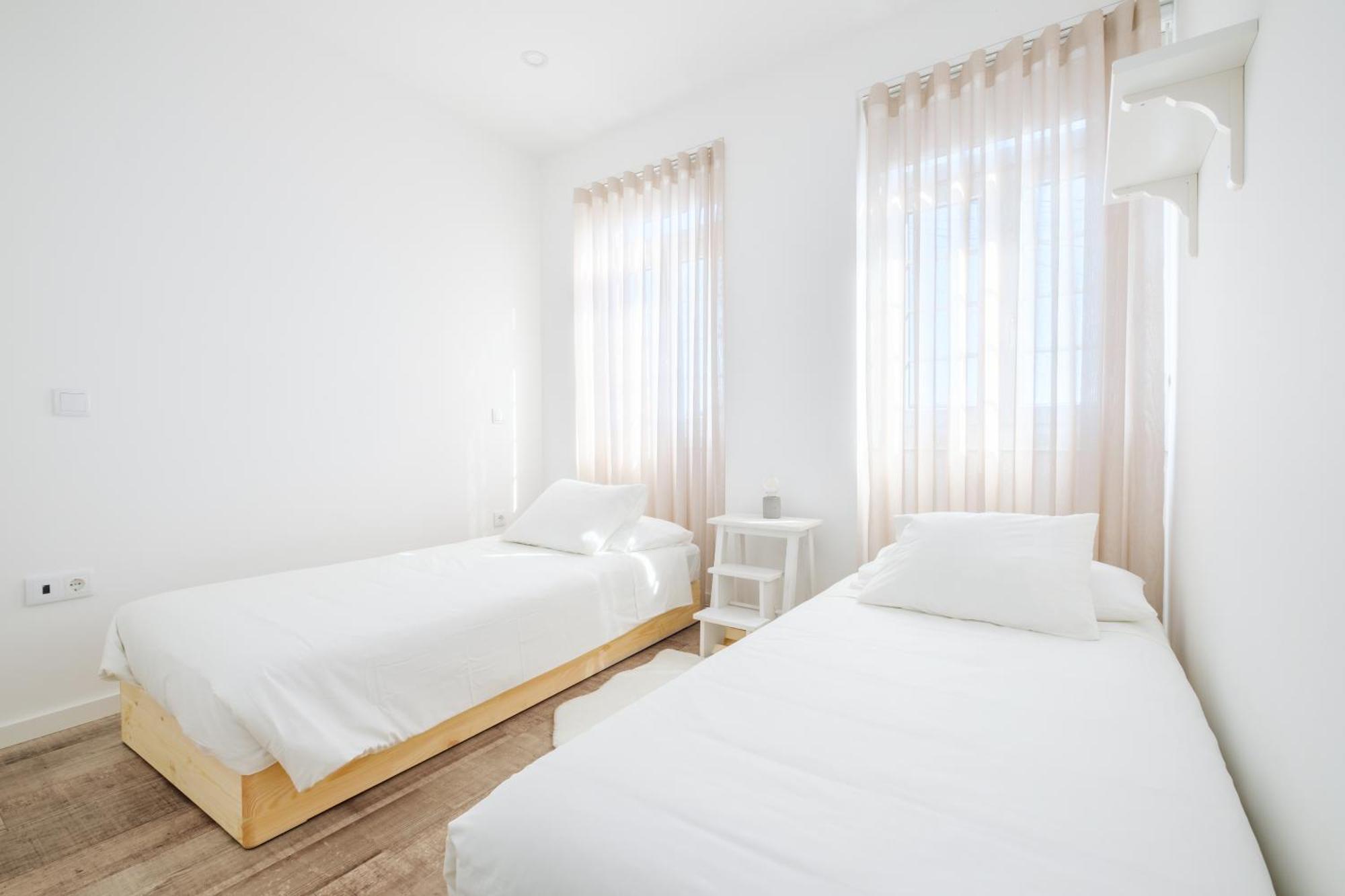 Green Tiles House Порту Экстерьер фото